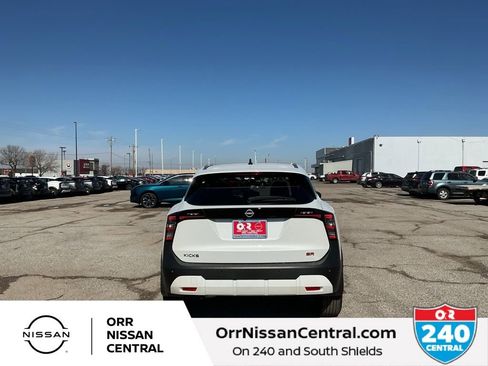 New 2026 Nissan Kicks SR FWD image 6