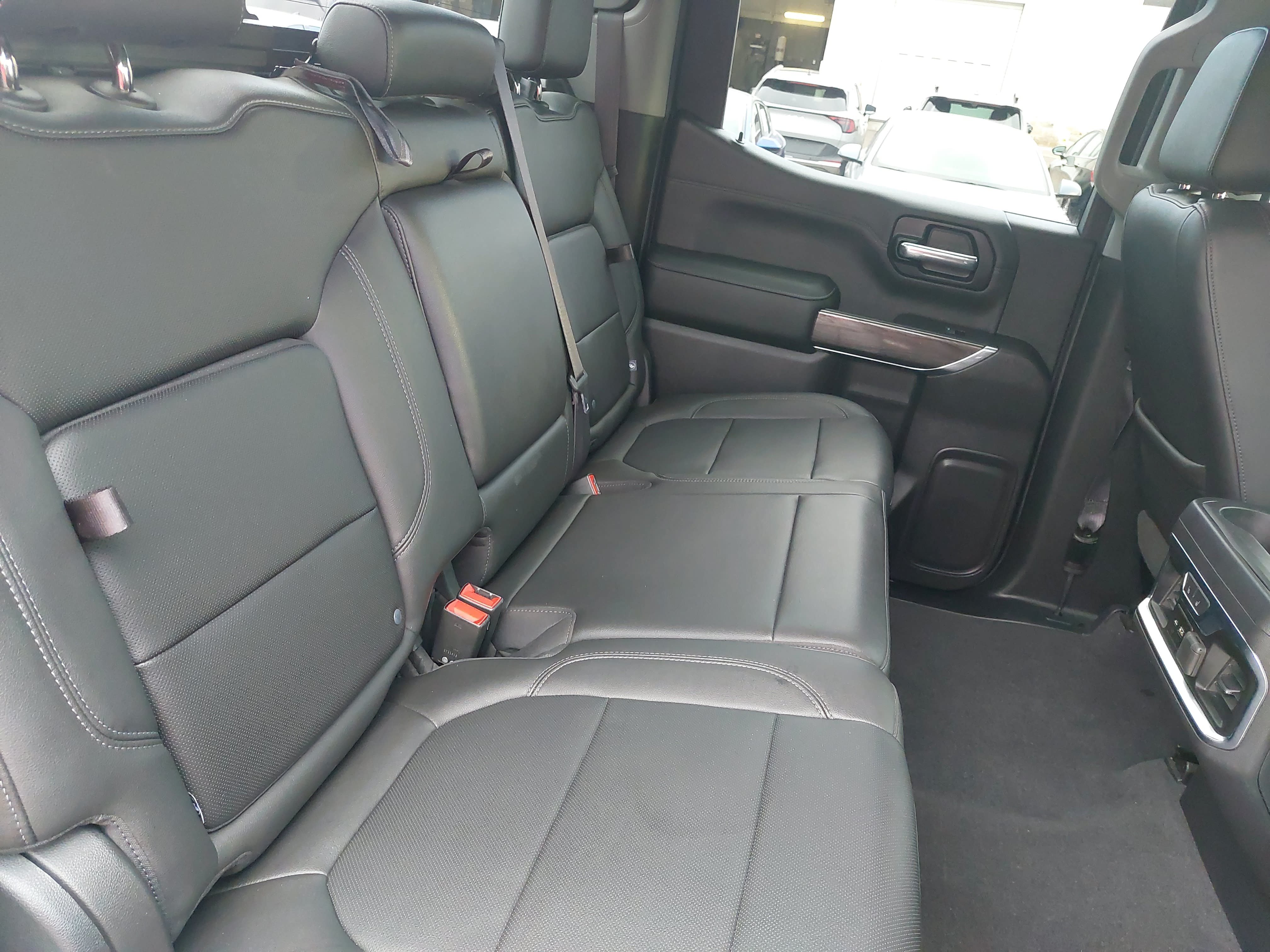 Used 2019 Chevrolet Silverado 1500 LTZ w/ LTZ Plus Package AWD/4WD image 12