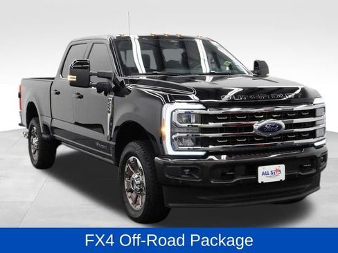 Used 2025 Ford F250 King Ranch w/ FX4 Off-Road Package image 2