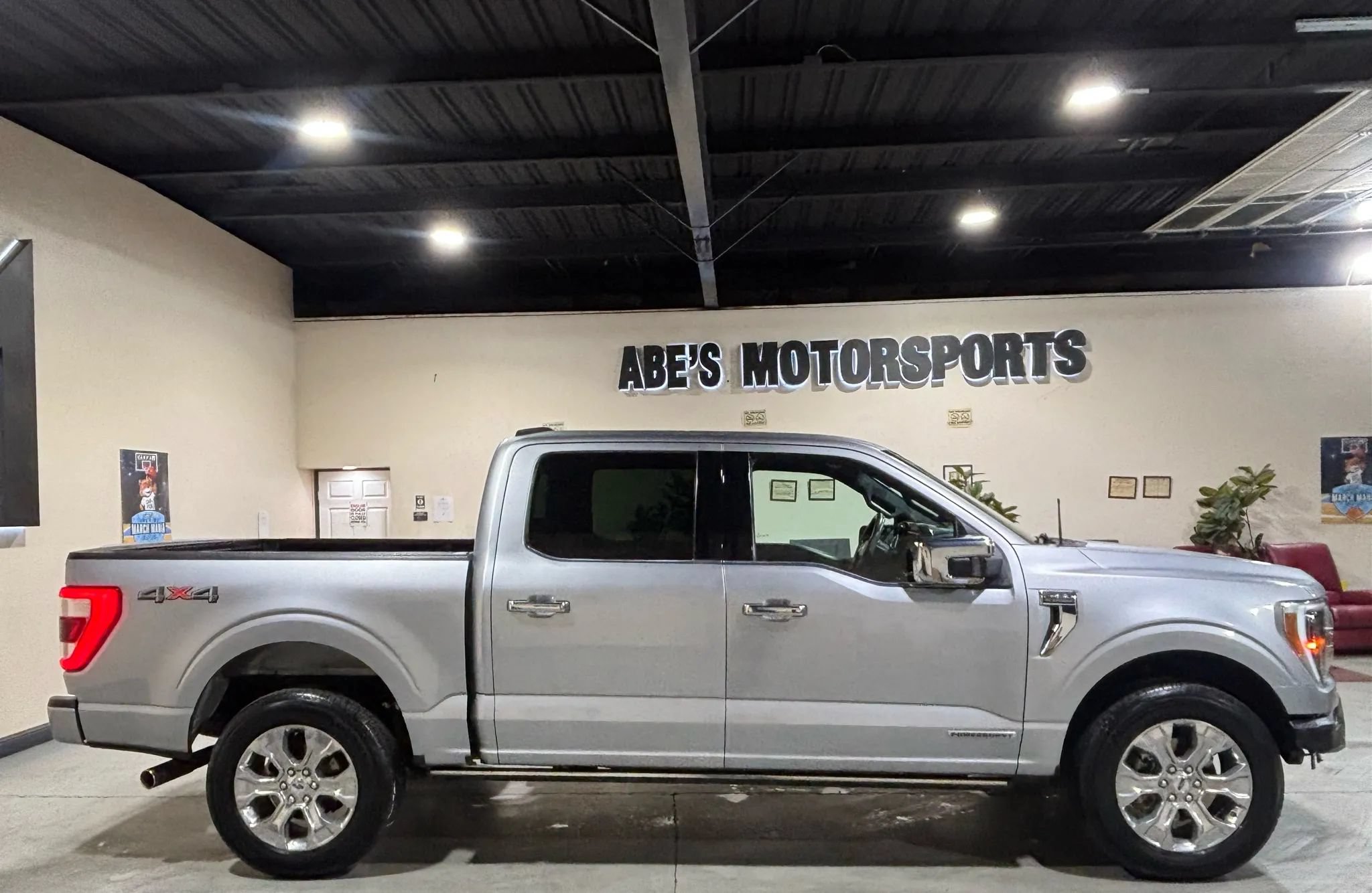 Used 2022 Ford F150 Platinum w/ Bed Utility Package AWD/4WD image 8