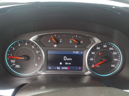 Used 2020 Chevrolet Traverse LT image 16