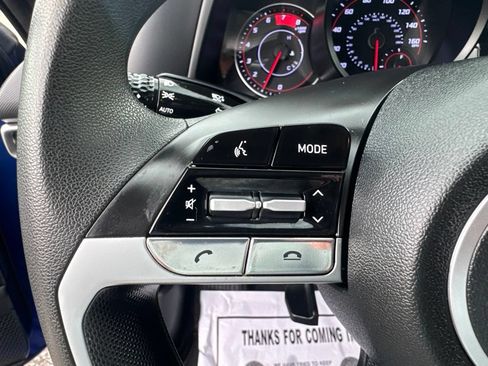 Used 2023 Hyundai Elantra SEL FWD image 17