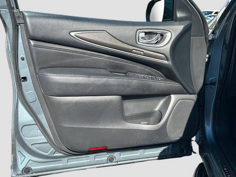 Used 2017 INFINITI QX60 Base w/ Premium Plus Package image 21