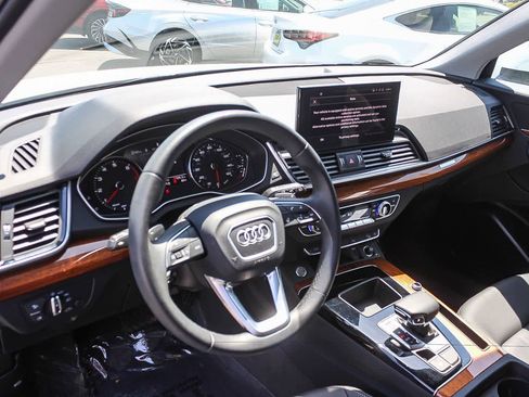 Used 2023 Audi Q5 2.0T Premium AWD/4WD image 23
