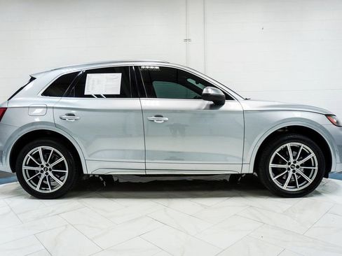 Used 2022 Audi SQ5 Prestige w/ Prestige Package image 9