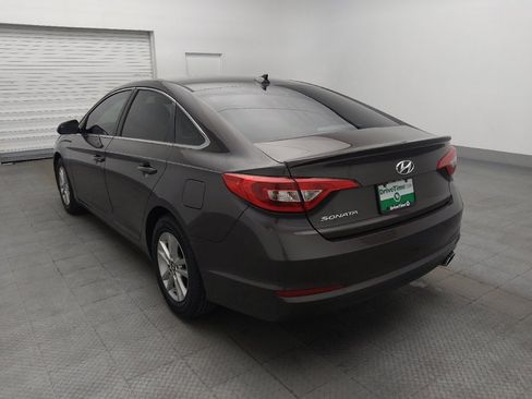 Used 2017 Hyundai Sonata SE FWD image 5