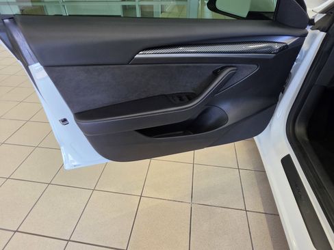 Used 2023 Tesla Model 3 Standard Range RWD image 22