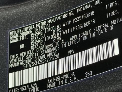 Used 2025 Toyota Sienna Limited AWD/4WD image 10