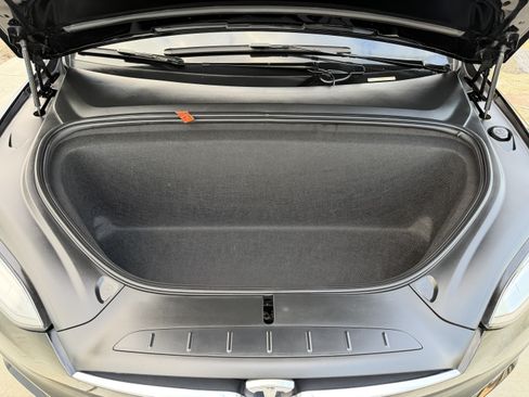 Used 2018 Tesla Model X 100D AWD/4WD image 25