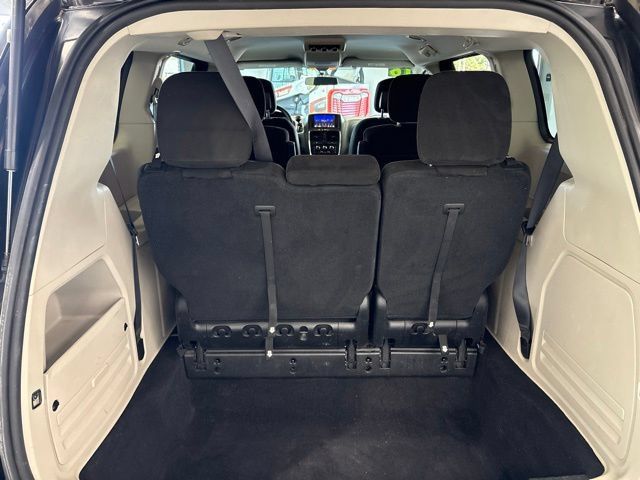 Used 2016 Dodge Grand Caravan SE w/ Quick Order Package 29E SE FWD image 8