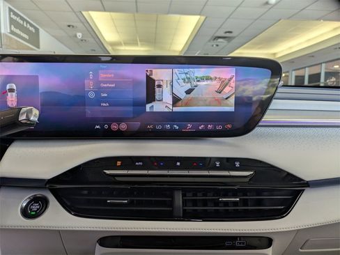 New 2026 Buick Enclave Avenir w/ Super Cruise Package image 18