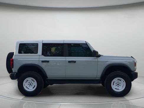 Used 2026 Ford Bronco Heritage Edition AWD/4WD image 39