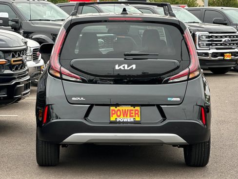 Used 2025 Kia Soul EX FWD image 5