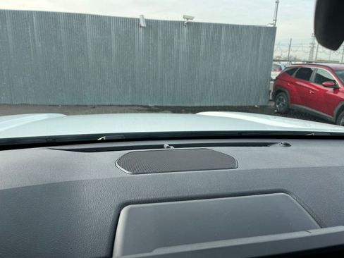 Used 2025 Toyota 4Runner SR5 image 18