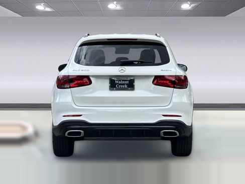 Used 2022 Mercedes-Benz GLC 300 4MATIC image 9