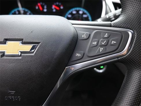 Used 2020 Chevrolet Equinox LS w/ LS Convenience Package image 2