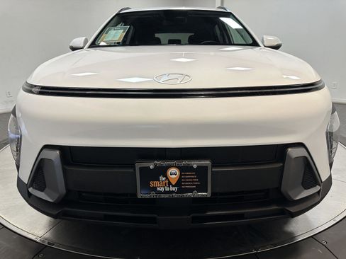 Used 2025 Hyundai Kona SEL image 5