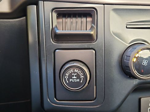 Used 2025 Ford F150 XL image 16