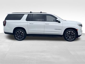 Used 2023 Chevrolet Suburban RST video 2