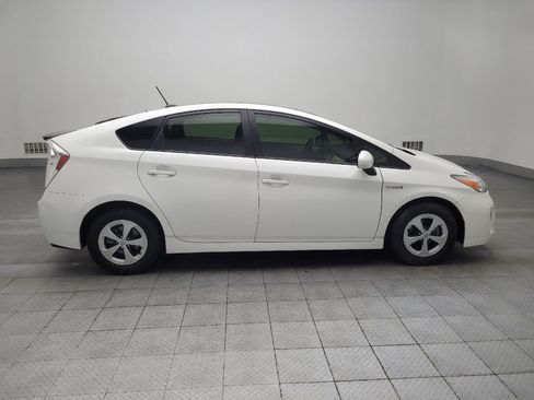 Used 2015 Toyota Prius Five image 10