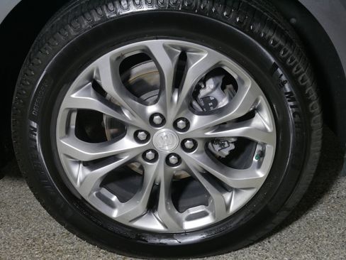 Used 2021 Buick Enclave Avenir w/ Avenir Technology Package image 15