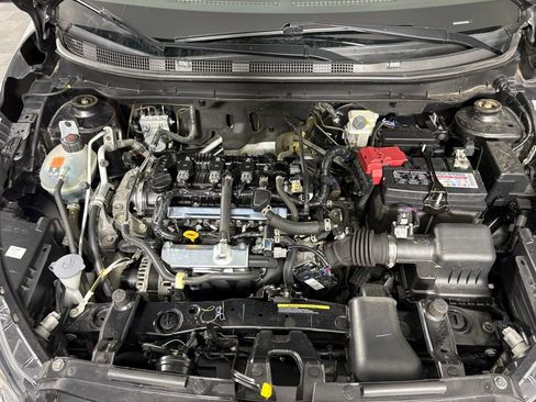 Used 2023 Nissan Kicks S image 10