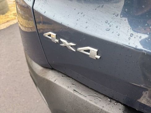 Used 2020 Jeep Renegade Latitude w/ Cold Weather Group image 8