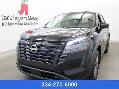 New 2026 Nissan Pathfinder S