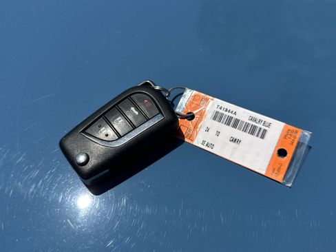 Used 2024 Toyota Camry SE FWD image 36