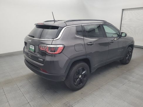 Used 2020 Jeep Compass Latitude AWD/4WD image 9