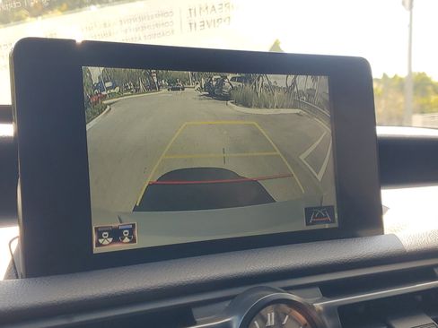 Certified 2023 Lexus IS 300 w/ Comfort Package image 27