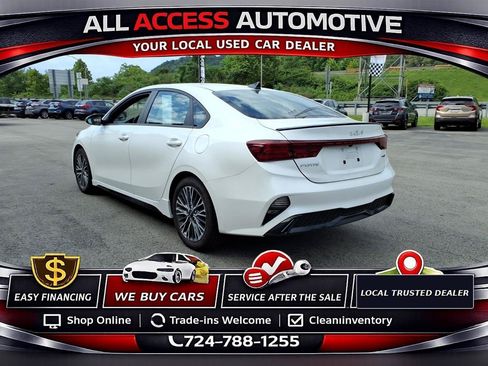 Used 2023 Kia Forte GT-Line w/ GT-Line Technology Package FWD image 4