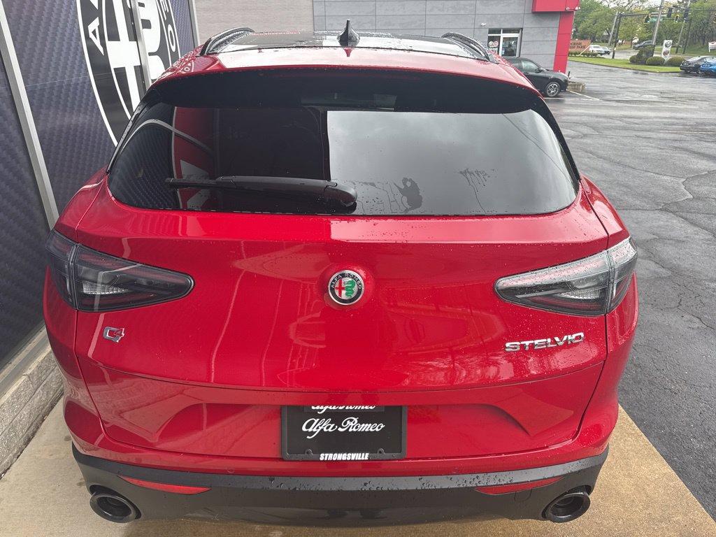 New 2026 Alfa Romeo Stelvio Sprint AWD/4WD image 7