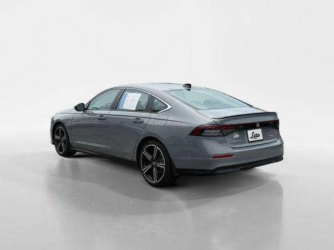 Used 2025 Honda Accord Sport image 6