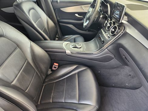 Used 2019 Mercedes-Benz GLC 300 image 10