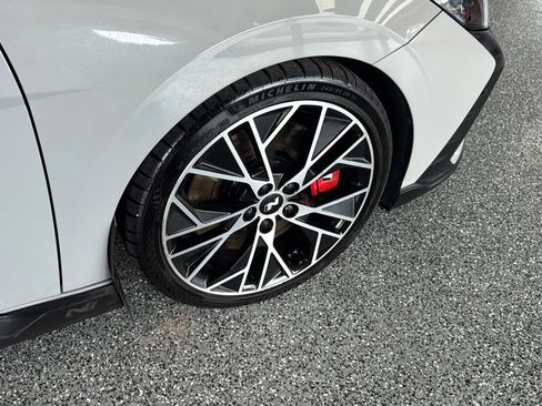 Used 2023 Hyundai Elantra N FWD image 27