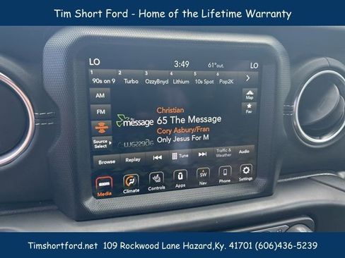 Used 2021 Jeep Wrangler Unlimited Sahara w/ Cold Weather Group image 9