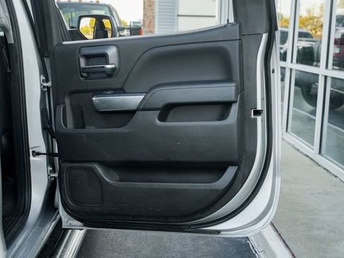 Used 2018 Chevrolet Silverado 1500 LT w/ All Star Edition AWD/4WD image 35