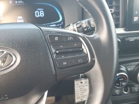 Certified 2023 Hyundai Venue SEL w/ Cargo Package image 26