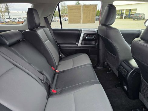 Used 2024 Toyota 4Runner SR5 Premium image 15