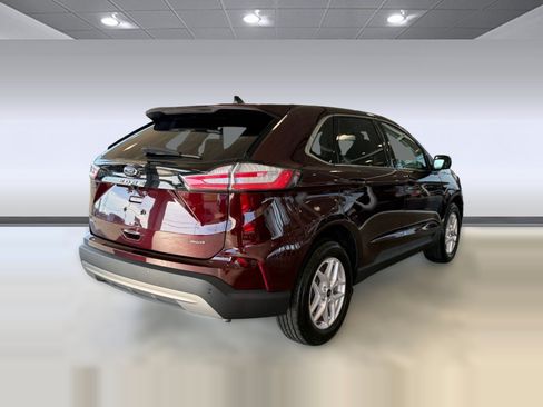 Used 2024 Ford Edge SEL w/ Convenience Package AWD/4WD image 9
