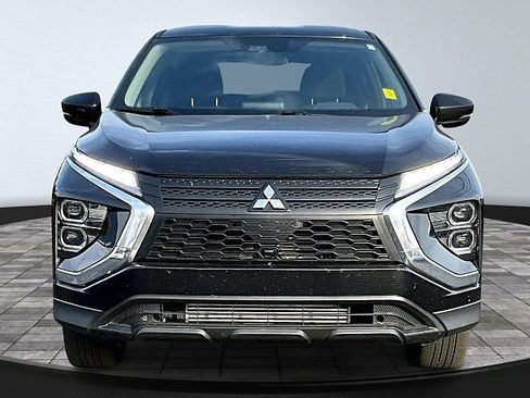 Used 2024 Mitsubishi Eclipse Cross LE image 3