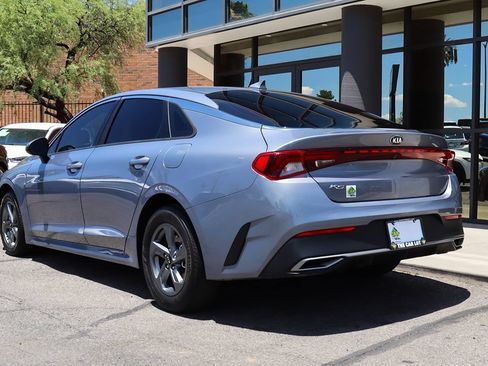 Used 2021 Kia K5 LX FWD image 9