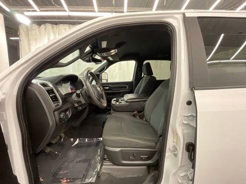 Used 2025 RAM 2500 Big Horn AWD/4WD image 10