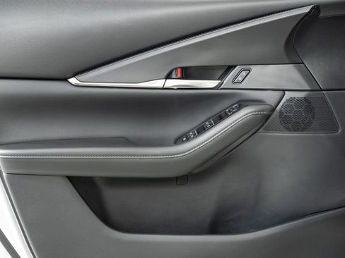 Used 2024 MAZDA CX-30 AWD 2.5 S w/ Preferred Package image 6