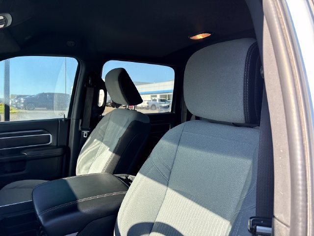 Used 2024 RAM 2500 Big Horn w/ Off Road Package AWD/4WD image 9