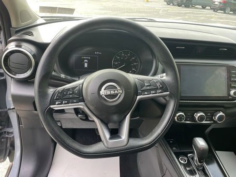 Used 2024 Nissan Kicks SV FWD image 26