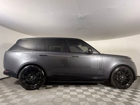 Used 2023 Land Rover Range Rover SE AWD/4WD image 9