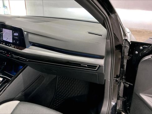 Used 2024 Volkswagen GTI Autobahn image 19