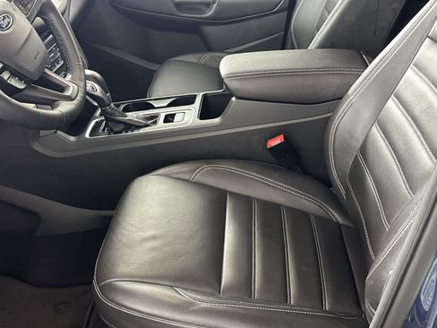 Used 2018 Ford Escape SEL image 11